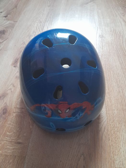 Kask dziecięcy L