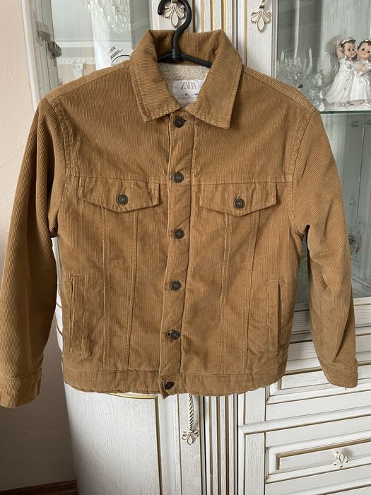 Вельветова куртка шерпа на хутрі Zara