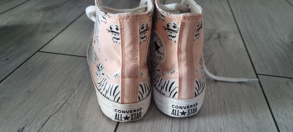 Converse Chuck Taylor