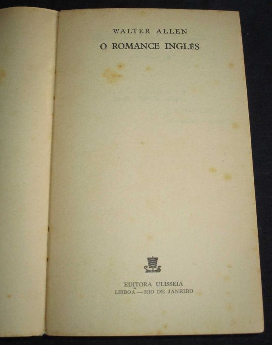 Livro o romance inglês Walter Allen
