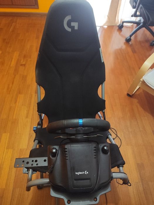 Logitech G29 (com mod de molas Soulwit) + cockpit Playseat Challenge (Logitech G edition)