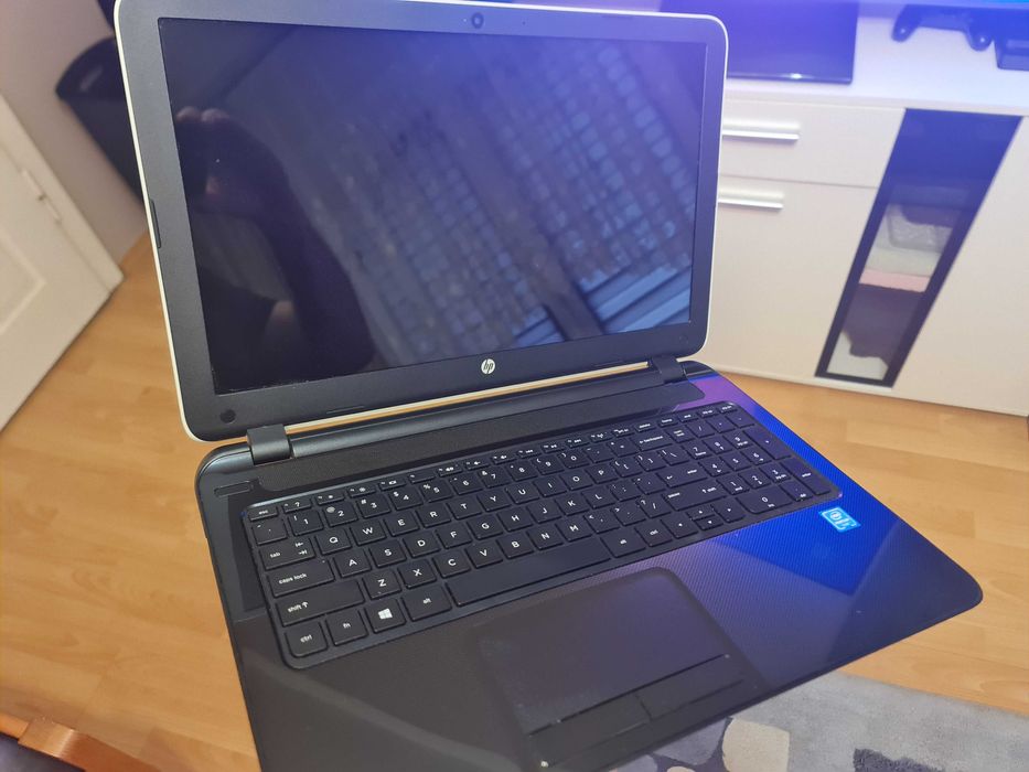 Laptop hp 4gb ram 500gb