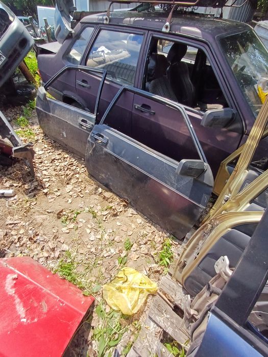 Продам двері ваз 2108