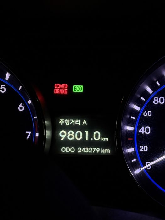 HYUNDAI SONATA 2012 VIN KMHEC41LBCA471189 фото оголошення 8 з 8