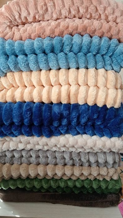 Пледи-покривала шарпей