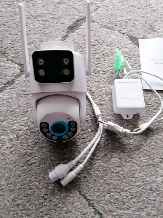 Kamera wifi obrotowa 2,4G hz z dwoma obiektywami + karta pamięci 64gb.