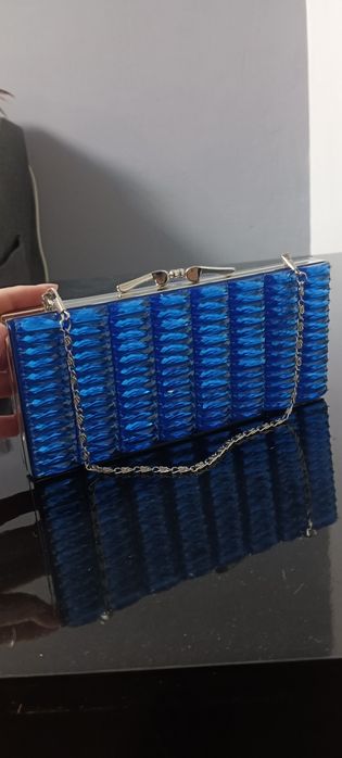 Жіночий клатч за і стразами