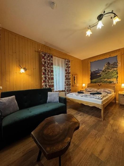 Wesoła Chatka - Krupówki 37a - Centrum Zakopanego -