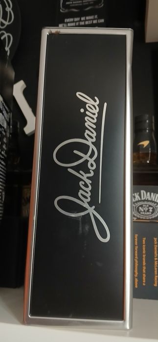 Latas jack daniel's