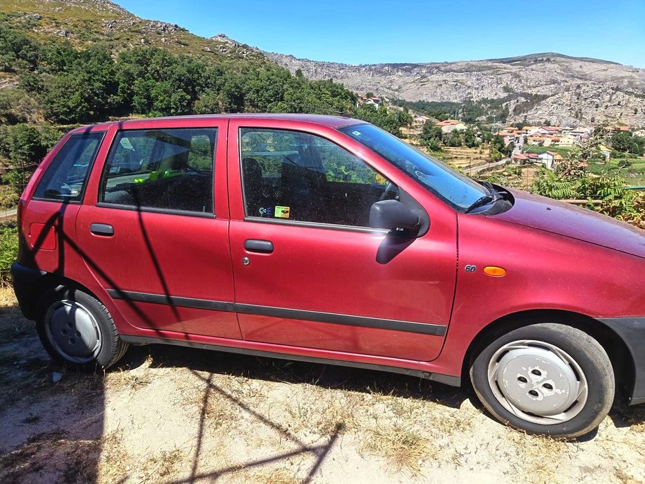 Fiat Punto  Caixa Automática de 1995 com apenas 95000 km.
