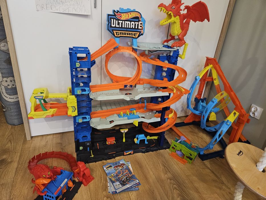 4 Zestawy Hot Wheels