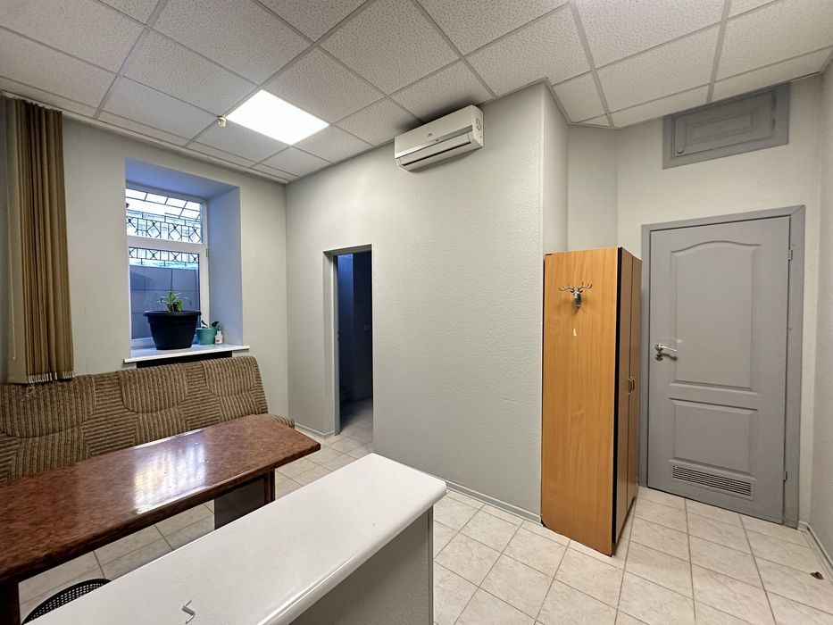 Без %! Оренда офісу з меблями в центрі, вул. Костельна (70 кв.м.)