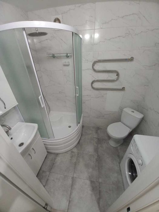 В продажу двокімнатна квартира в Центрі міста з новим,якісним ремонтом