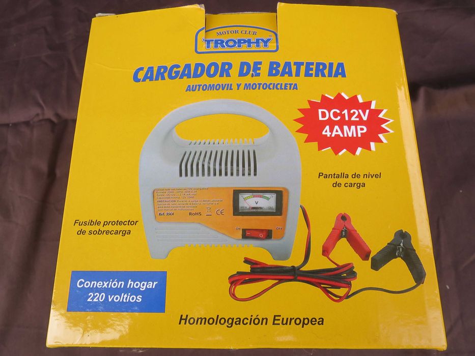 Carregador baterias automóvel moto DC12V 4 AMP funciona com 220 Volts