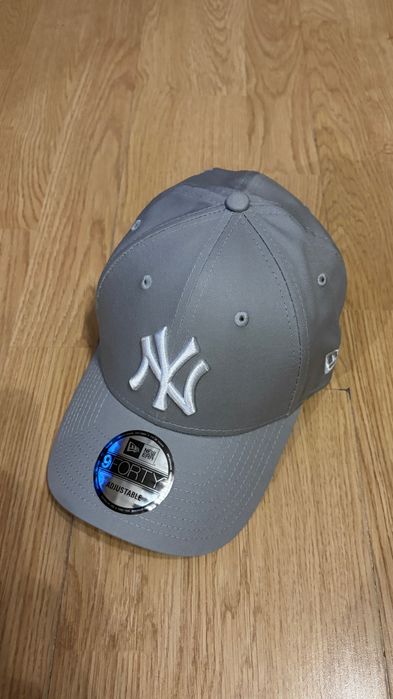 Czapka NEW ERA 9FORTY SZARA New York Yankess - Nowa