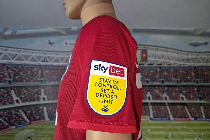 Huddersfield Town Association Football Club (Official Licensed Product) 2020-21 away #27 Romoney Crichlow rozmiar: L