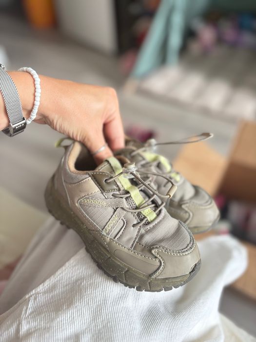 Кросівки zara 26 розмір