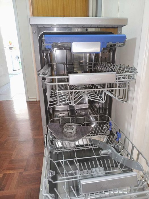 Máquina Loiça Hanseatic HG4585C10T7636EI 45 cm Inox (Para reparo)