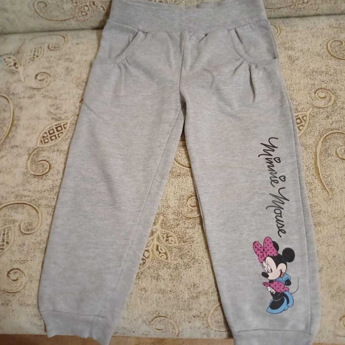 Spodnie dresowe dziecięce nowe  Minnie MOUSE