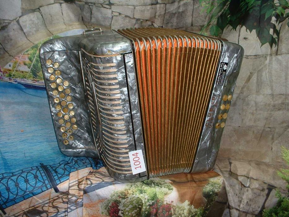 Concertina para venda N, 1004