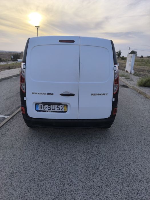 Renault Kangoo compact  de 3 lugares em muito bom estado