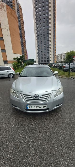 Toyota camry 40 2.4газ бензин
