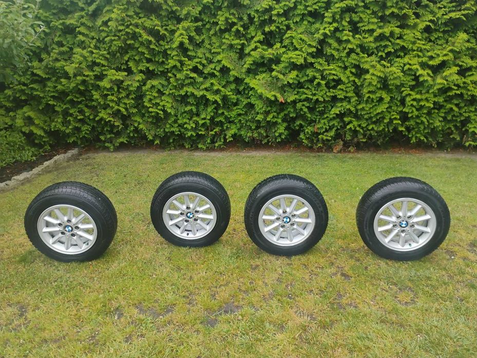 Sprzedam alufelgi z oponami w cenie złomu