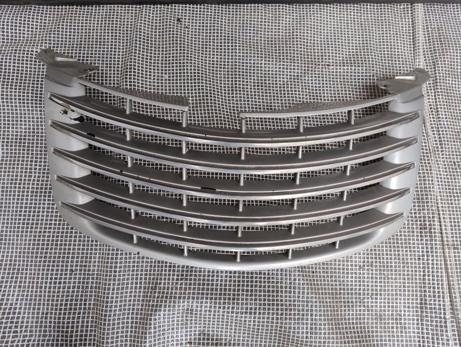 Chrysler PT Cruiser lift grill atrapa kratka przód srebrny wysyłka