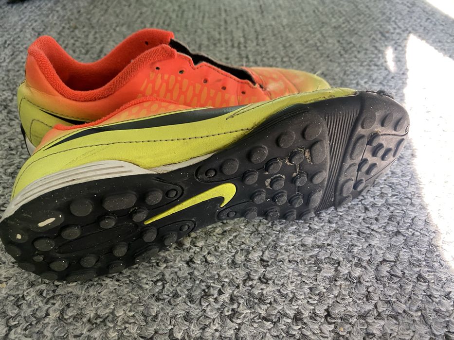 Turfy  halówki chłopięce sportowe nike