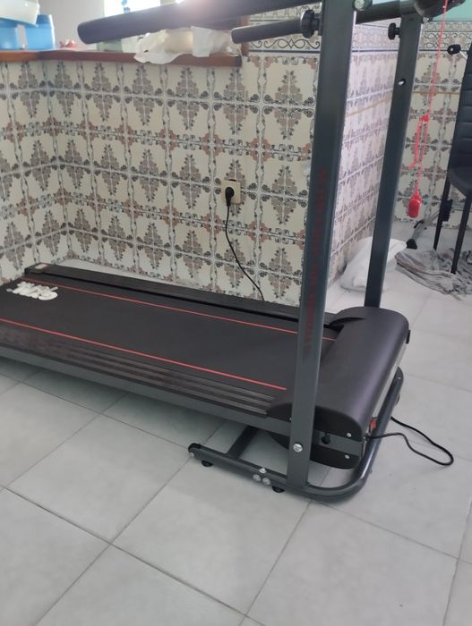 Passadeira nova  quase a estrriar
