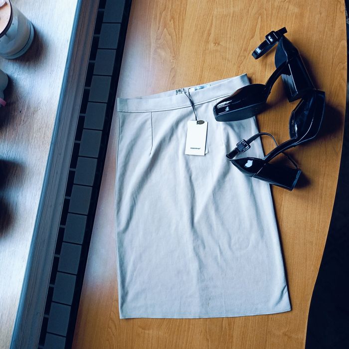 Soyaconcept 36 S piękna nowa spódnica damska miękka a'la zamsz wiosna