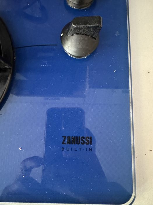 Продам варочную поверхность ZANUSSI