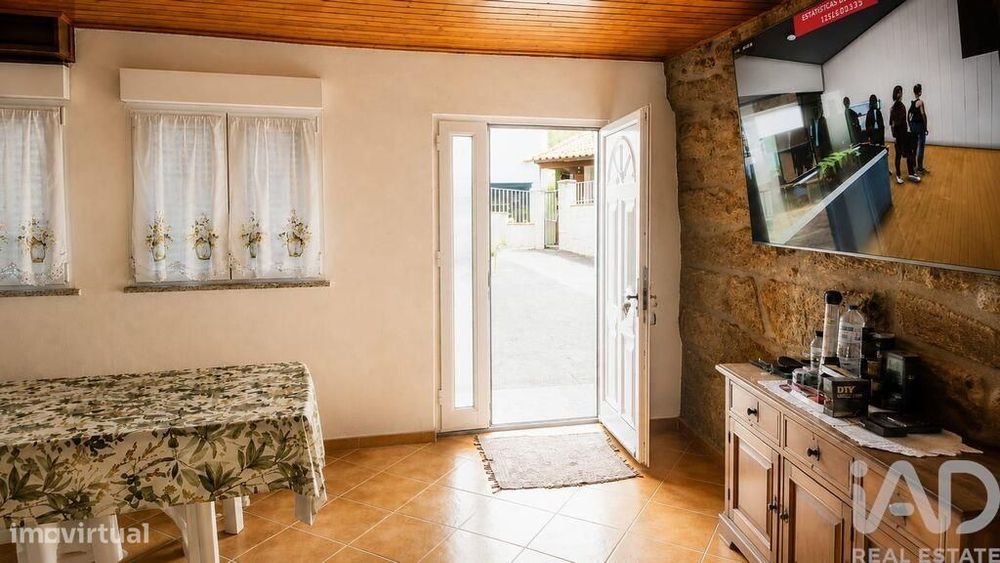 Casa / Villa T3 em Seixo da Beira de 140 m2