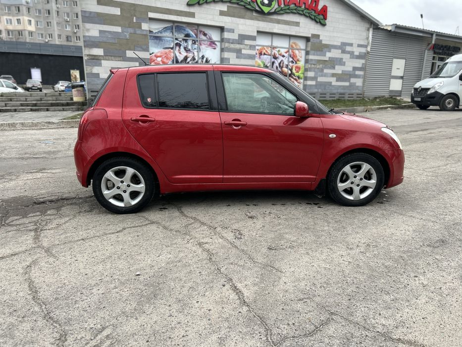 Продам Suzuki Swift АКПП (не робот!)
