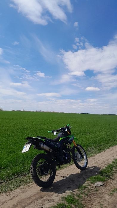 Продам ендуро мот 250сс