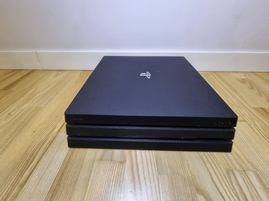 Ps4 Pro Soft 11.00 Wersja 7116b  w super stanie