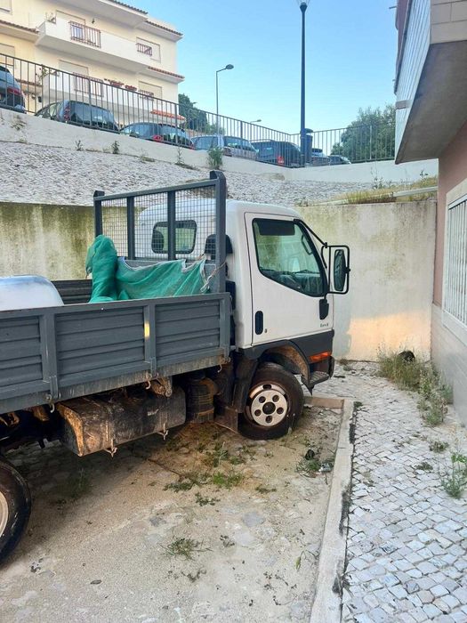 Recolha de Entulhos, monos, resto de obras e madeiras...