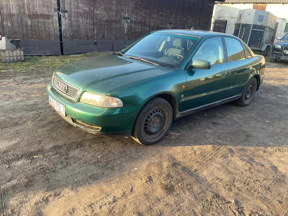Audi A4 B6  1.6 Benzyna+gaz