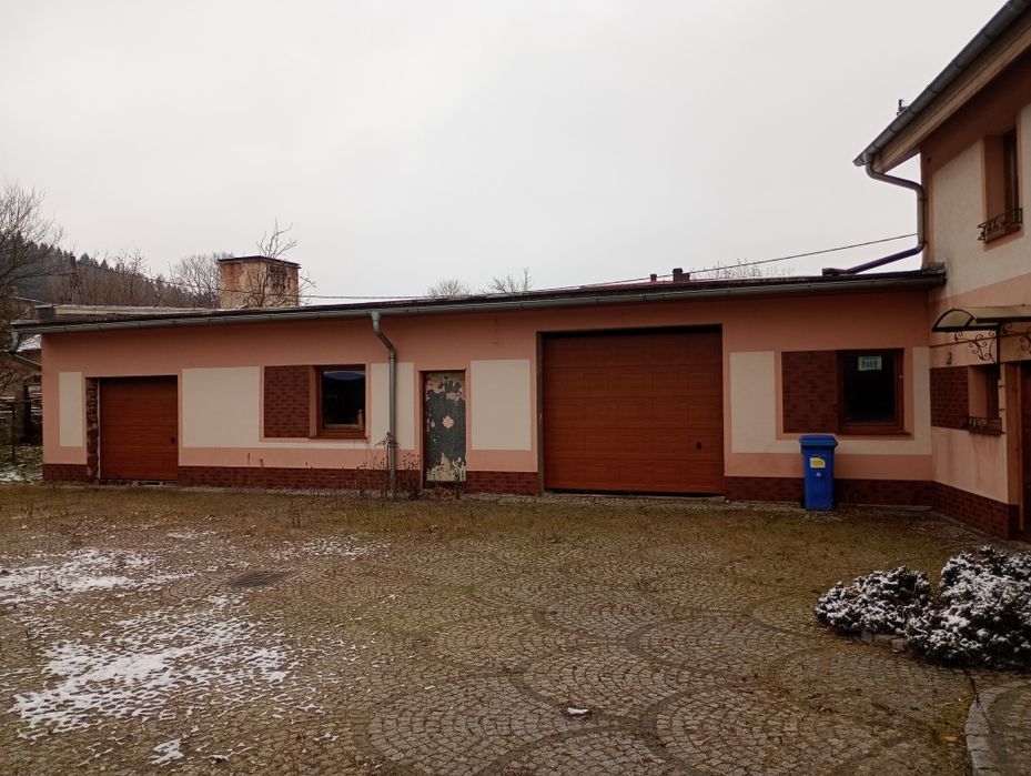 Dom garaże warsztat działka magazyn
