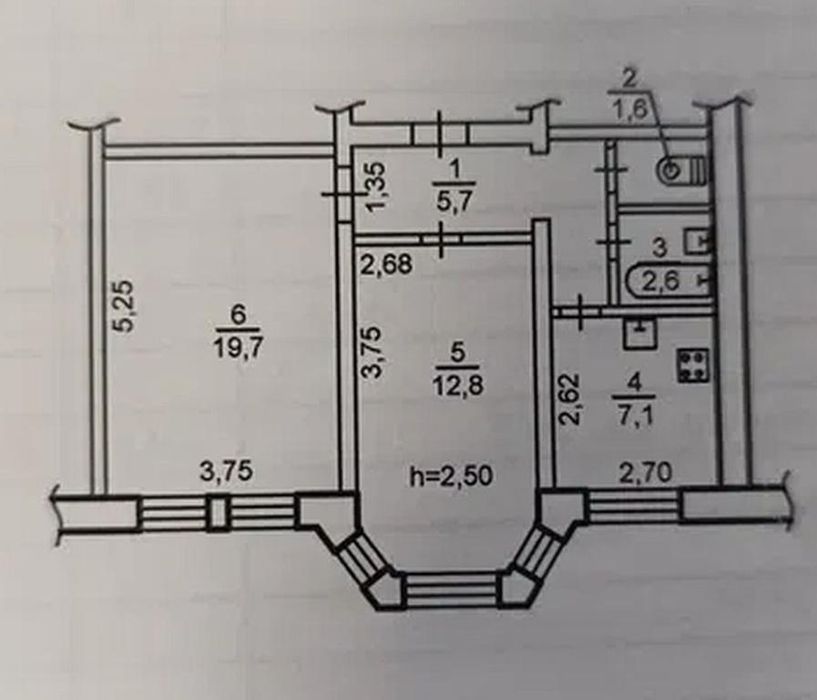Продам 2-комн квартиру в районе Каруны ул.