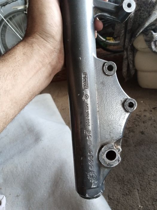 Сидіння, амортизатори