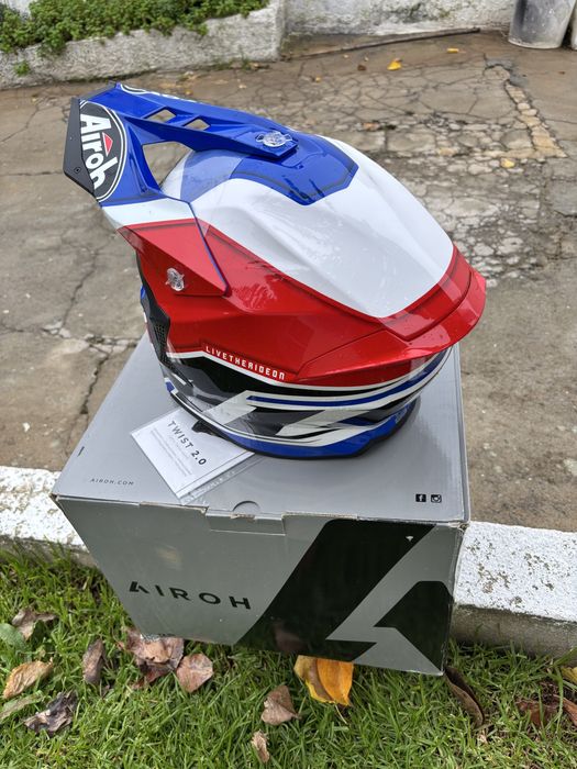 capacete airoh twist 2.0 shaken blue gloss