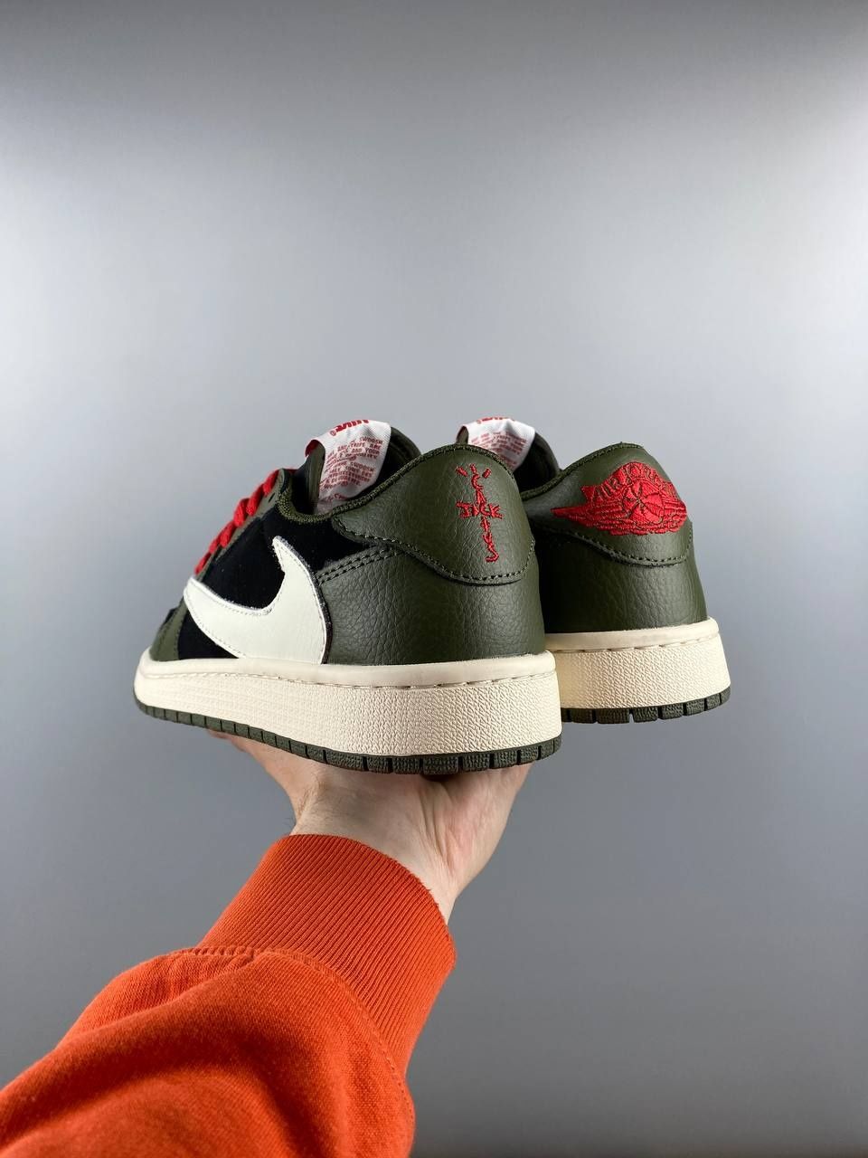 Air jordan 1 travis scott cheap green