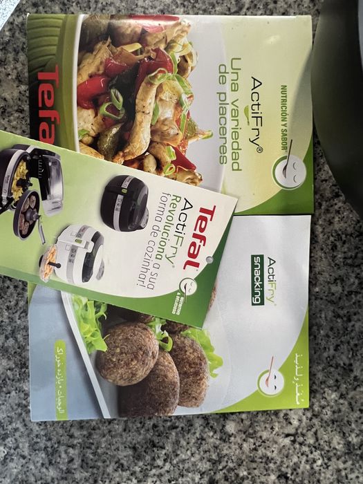 Actifry Plus Tefal como nova, completa. Fritadeira ar quente
