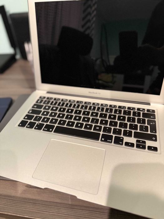 Apple MacBook Air 13” – sprawny, zadbany