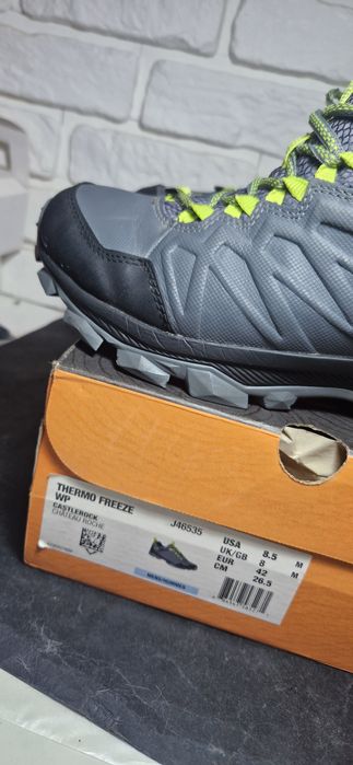 Merrell 42.        .