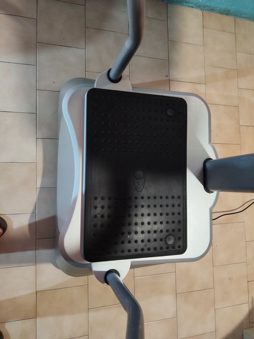 Plataforma Vibratória EnergyM Turbo Charger | Excelente Estado | Vários Programas