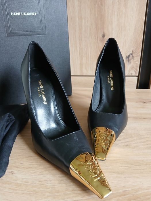 Buty na obcasie Saint Laurent