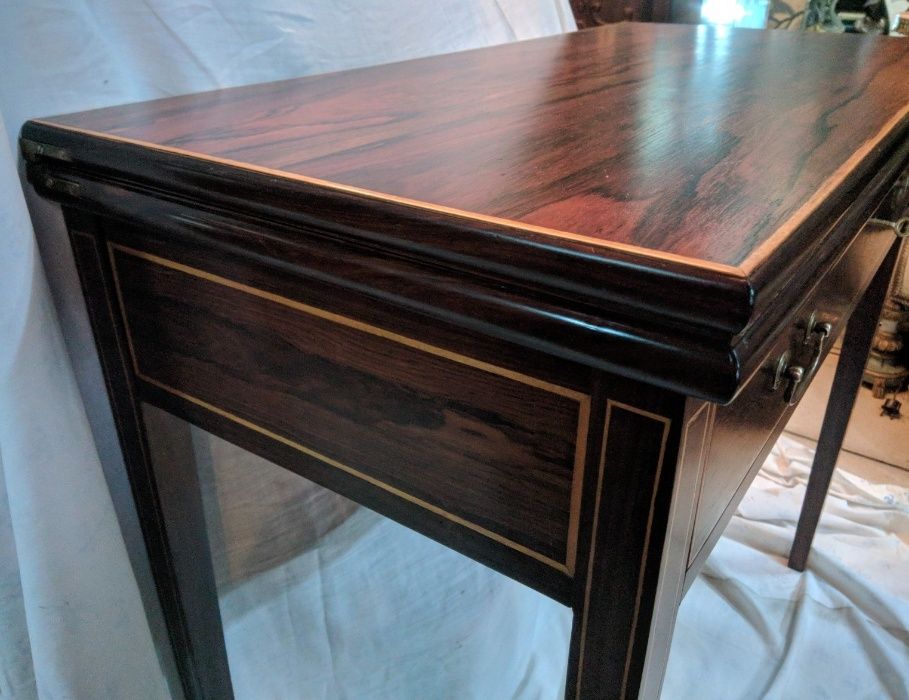 Mesa Jogo Encostar D. Maria Pau Santo