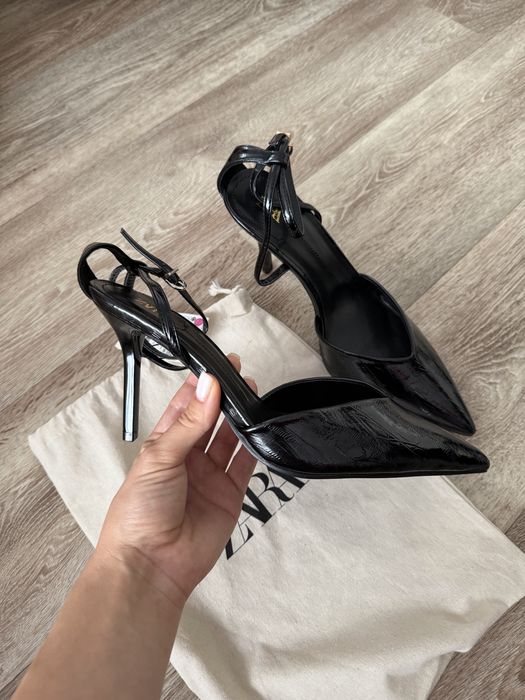 Туфлі на каблуку Zara